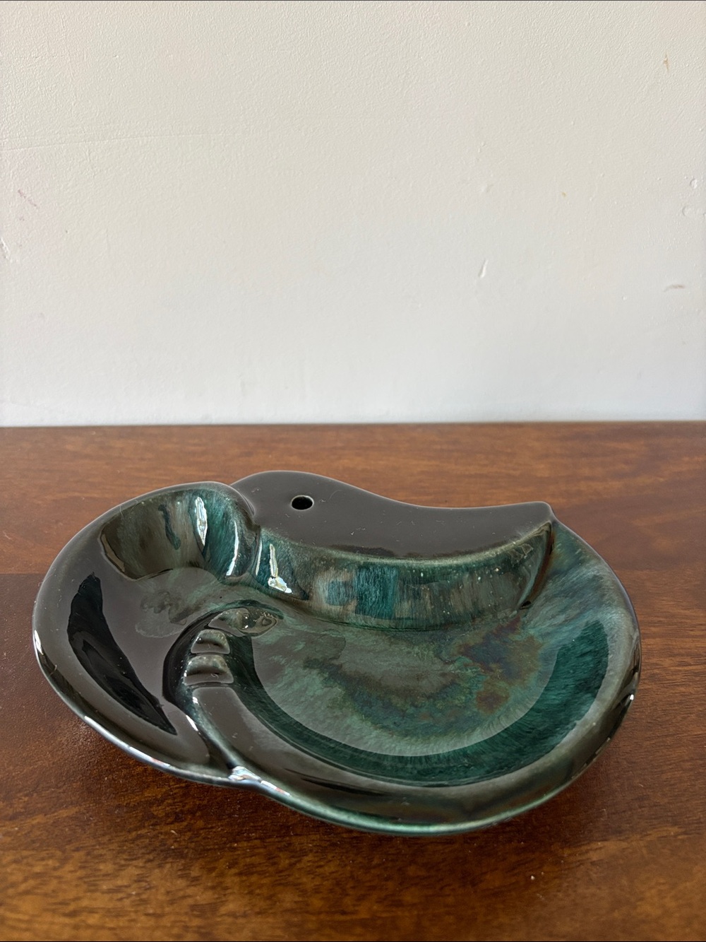 Vintage BMP - Blue Mountain Pottery swan-shaped Ashtray